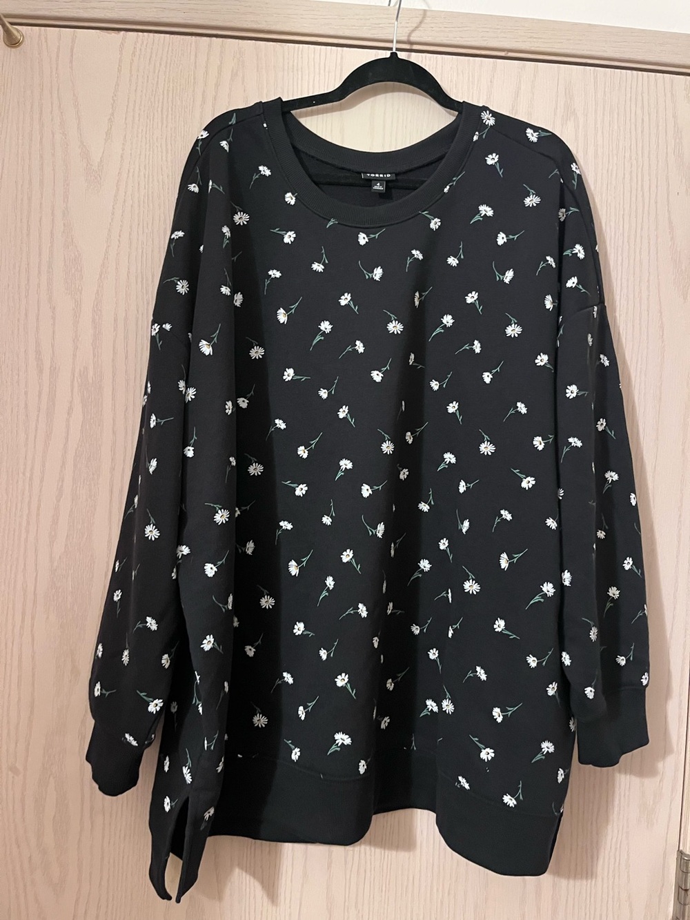 Torrid Black Floral Oversized Sweatshirt with White Daisies